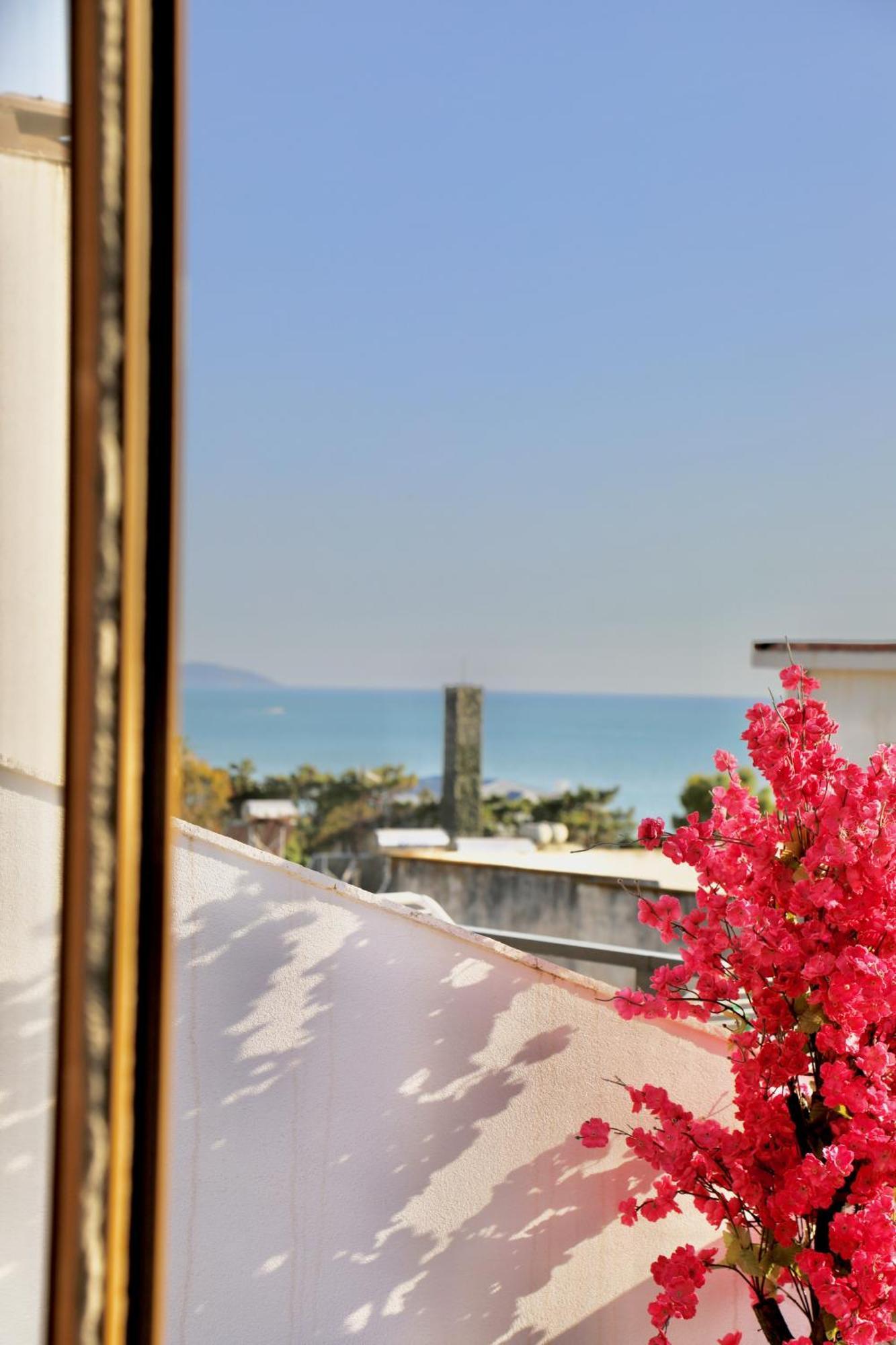 Sea View Apartments Golem  Kültér fotó
